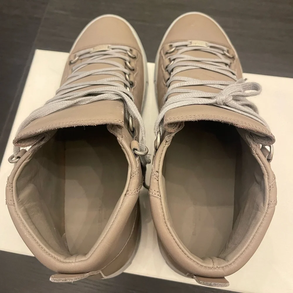 Men's Balenciaga sneakers - Picture 5 of 7